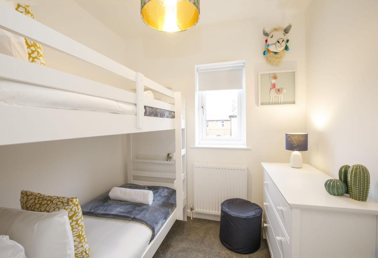 The Willows With Free Parking For 2 Cars York Exterior photo