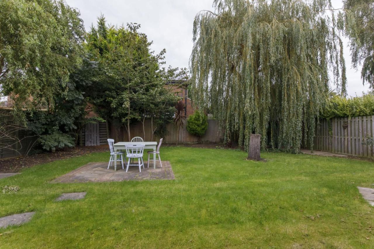 The Willows With Free Parking For 2 Cars York Exterior photo